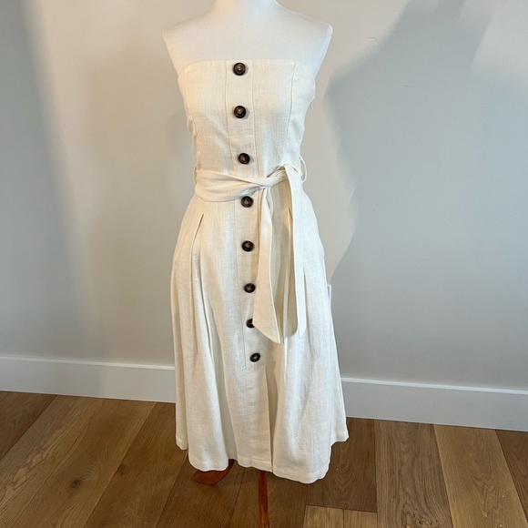 Boston Proper Belted Button Strapless Linen Dress - Picture 2 of 8